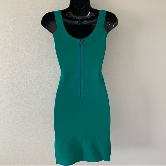BCBG MaxAzria Caspar Ultra Green Scoop Neck Bandage Bodycon Dress - Picture 6 of 10